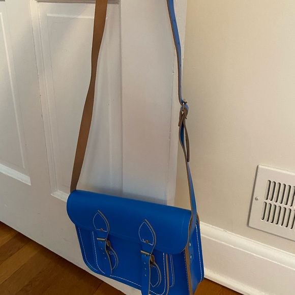 Blue Purse - Picture 3 of 8